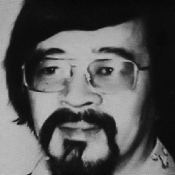 Portrait of Ken Adachi